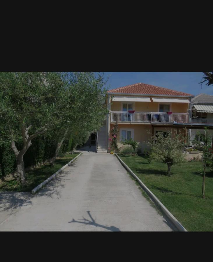 Old Salona Apartment Exterior photo
